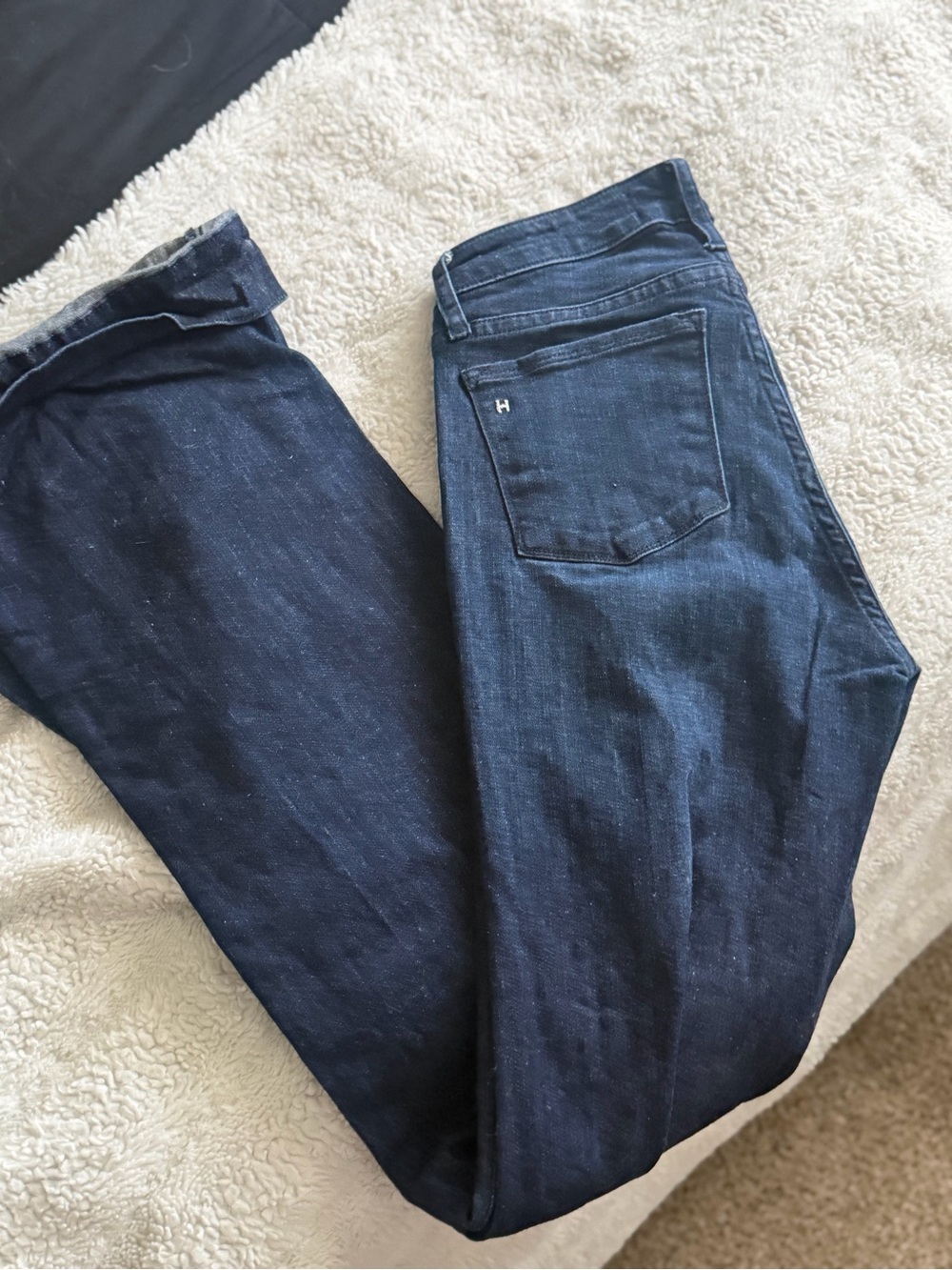Brand new dark wash Bella trouser 36 inch inseam hardly ever worn